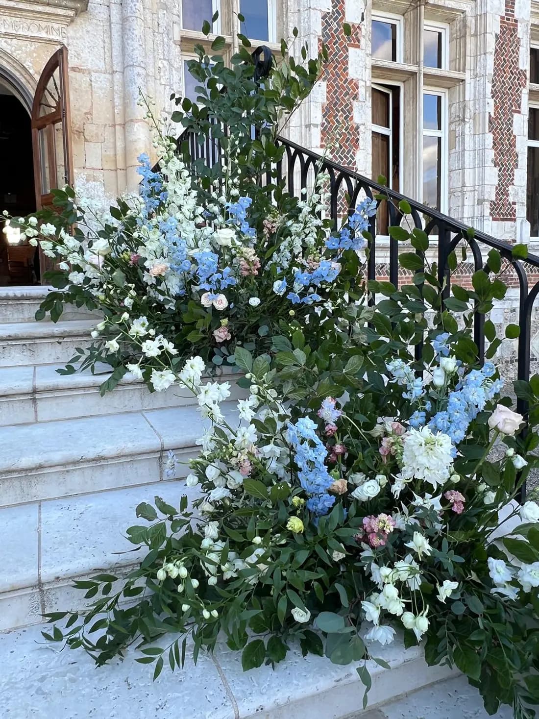 Composition de fleurs pour mariage à Caen